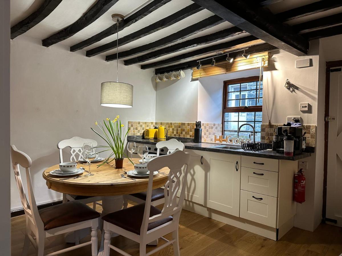 Trawsfynydd Stone Cottage Bagian luar foto